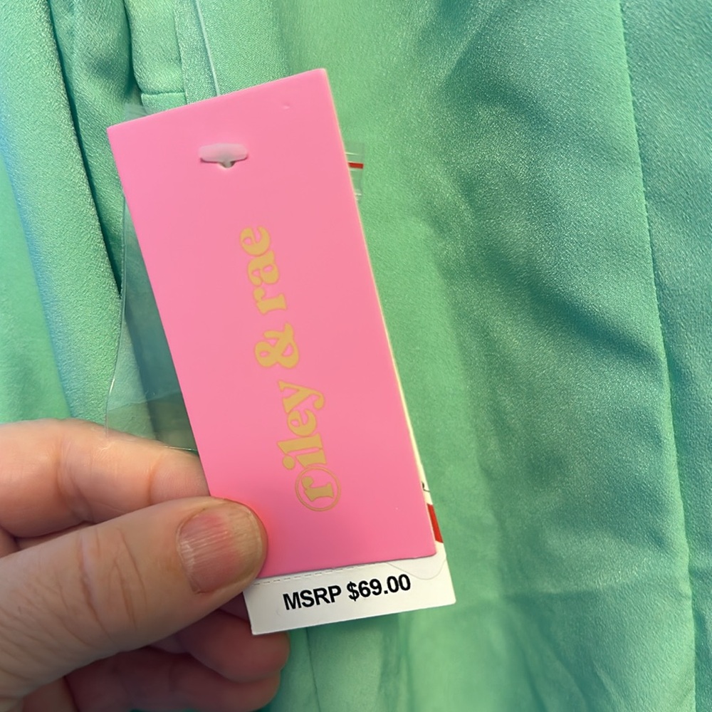 NWT Riley & Rae ladies blouse - Picture 6 of 6